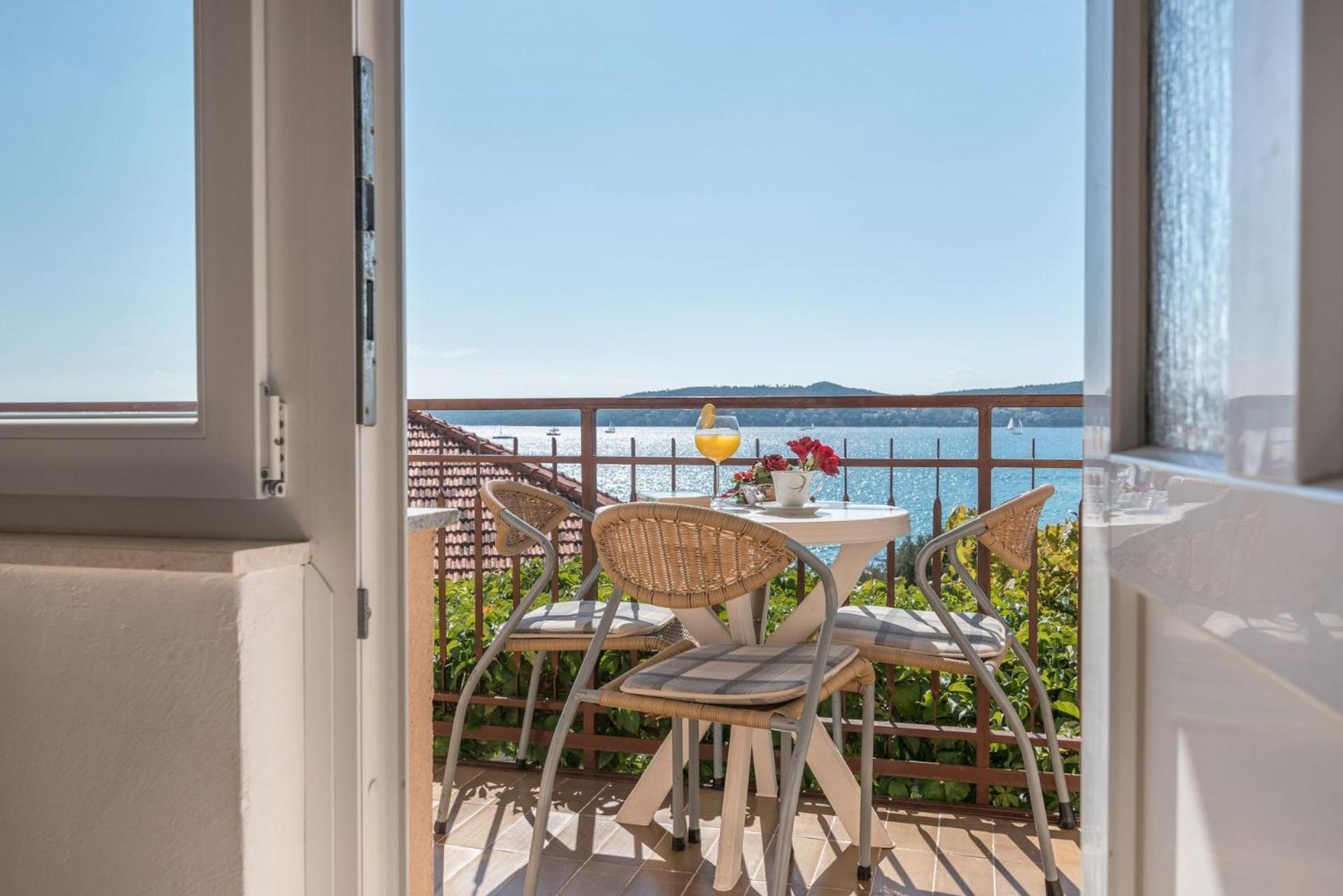 Apartments Vin Τρογκίρ Εξωτερικό φωτογραφία